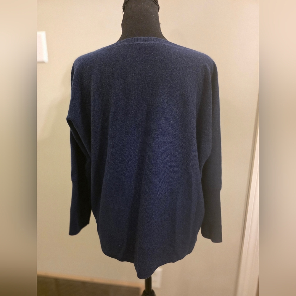 Garnet Hill Cashmere Navy Blue Women's Sweater - Picture 3 of 5